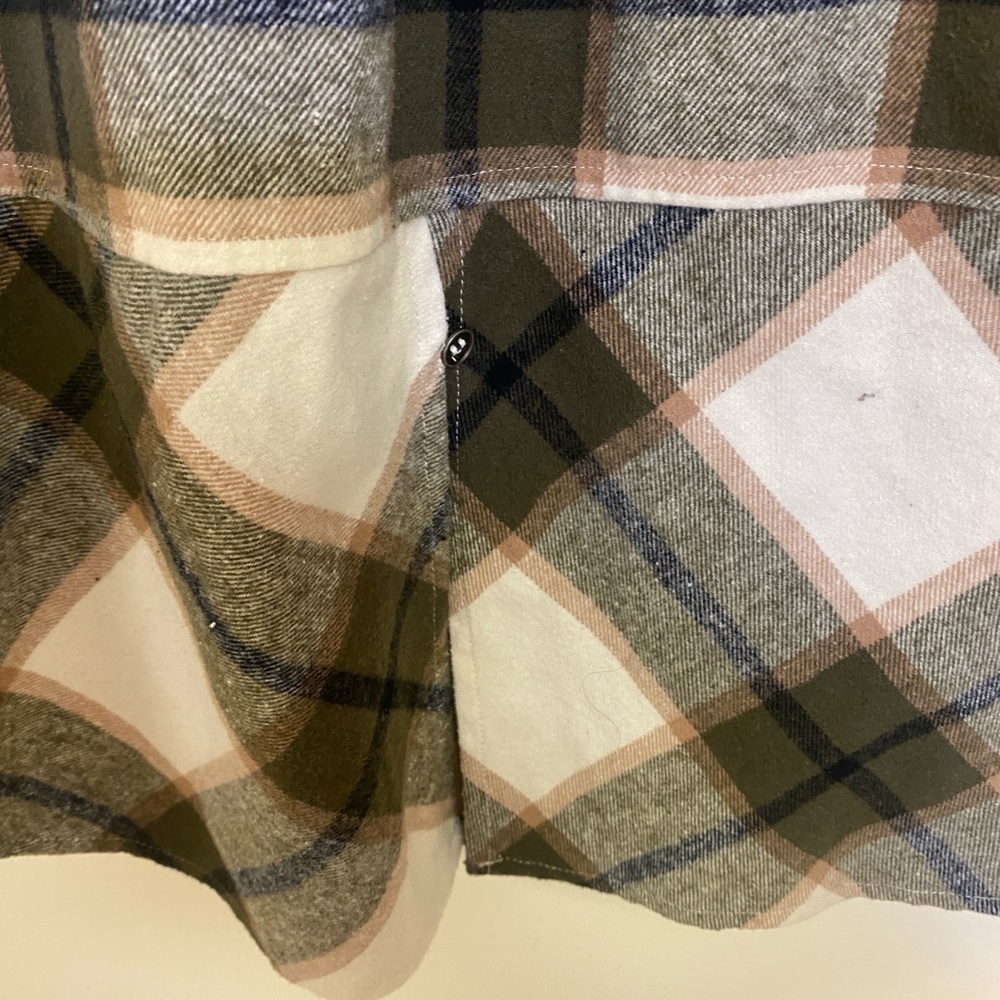 Hester & Orchard Women's Button-up Olive Plaid Shirt/Jacket - Size XL - Picture 4 of 8